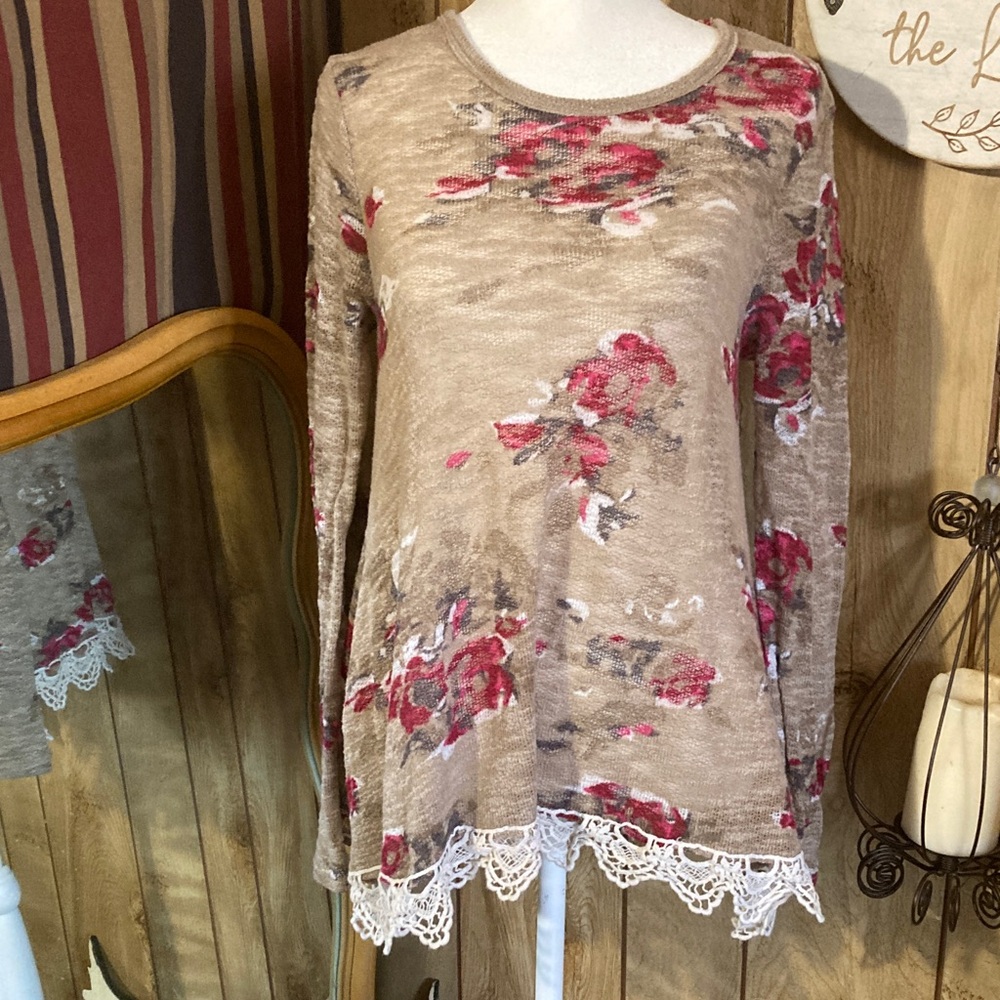 Floral Long Sleeve Top with Lace Trim